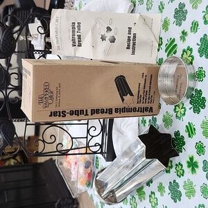 THE PAMPERED CHEF VALTROMPIA BREAD TUBE-STAR